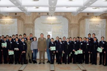 Elevi din Suceava și Iași, cadeți pentru o săptămână la Colegiul Militar