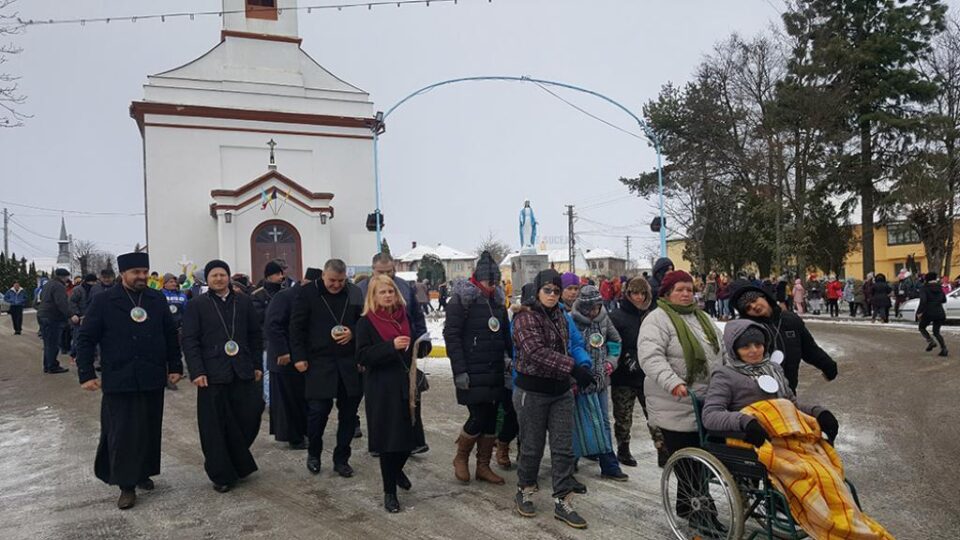 Marșul “Egal e Normal”, ediția a VIII-a, a adunat peste 300 de participanți, la Siret