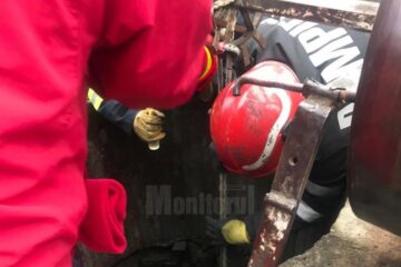 În urma unei intervenții dificile, tânăra a fost salvată din adâncul fântânii de 28 de metri