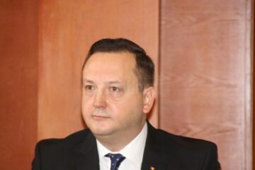 Noul prefect al județului Suceava, Alexandru Moldovan, a fost instalat oficial în funcție