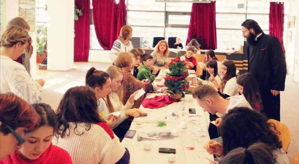 Șezătoarea „Împreună, prin colind” - atelier de artă populară la Centrul Cultural Bucovina