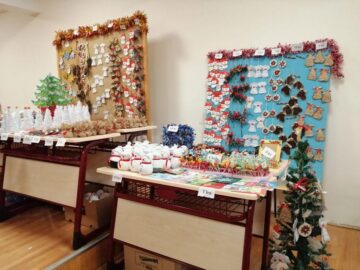 Elevii Școlii Nr. 1 Suceava au adunat peste 10.000 de lei la Târgul caritabil de Crăciun