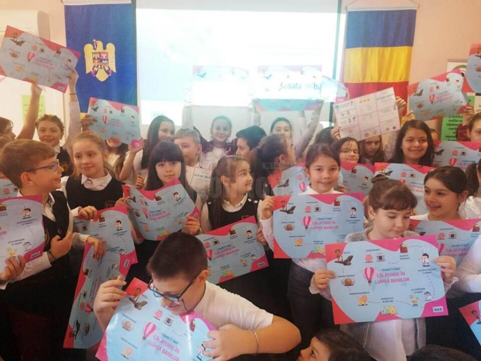 Prima lecție de educație financiară pentru elevii Școlii ”Miron Costin”