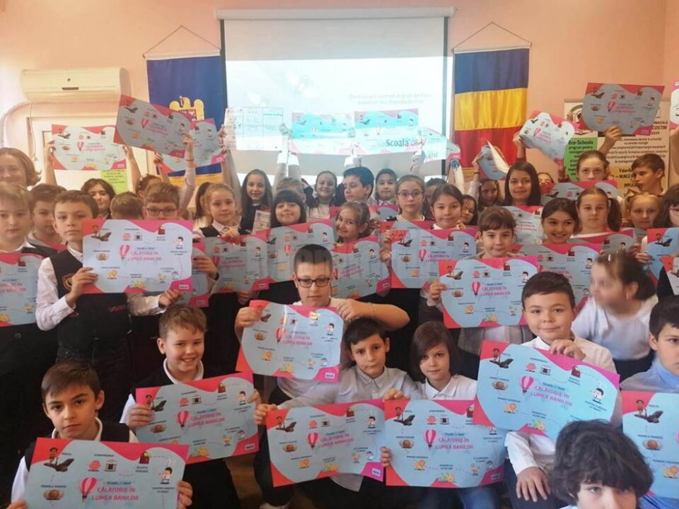 Prima lecție de educație financiară pentru elevii Școlii ”Miron Costin”