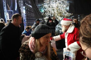 3.000 de cadouri au fost împărțite copiilor, miercuri, în centrul Sucevei