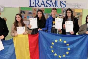 Hand to Hand – Together in Europe