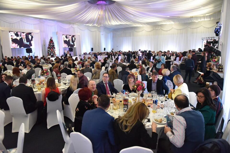Circa 600 de invitați sunt așteptați astăzi la Gala „Top 10 Suceveni”, ediția a VIII-a Circa 600 de invitați sunt așteptați astăzi la Gala „Top 10 Suceveni”, ediția a VIII-a