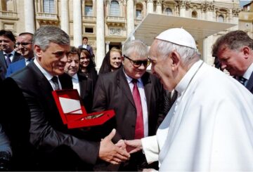 Ioan Pavăl, primarul comunei Dumbrăveni, capitala culturală a României