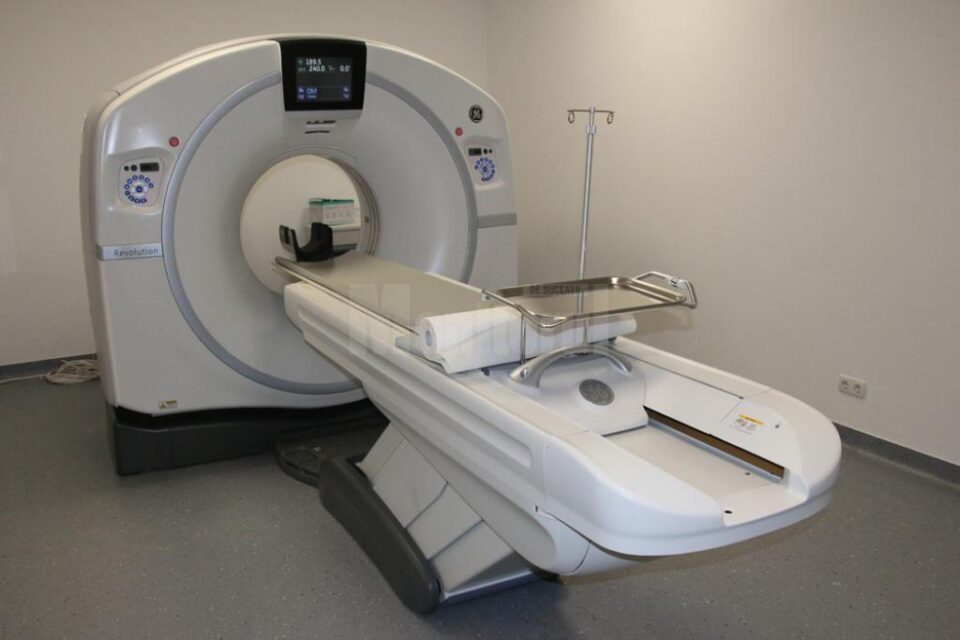 Computer Tomograf Revolution EVO cu spectru larg de diagnostic
