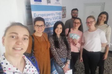 Studenții din anul IV, de la Inginerie Alimentară, au donat sânge, iar cu tichetele primite vor ajuta familii nevoiașe