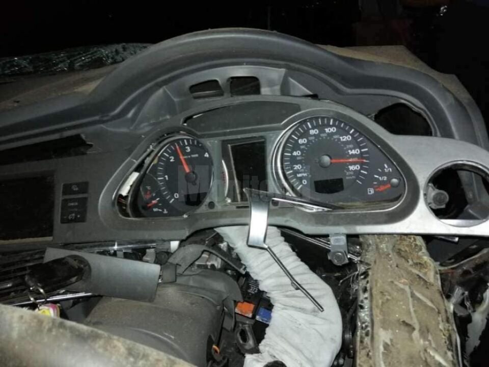 Acul vitezometrului în mile