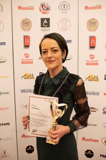 Aproape 65.000 de lei pentru Centrul „Licuricilor”, strânși la Gala „Top 10 Suceveni”, ediția a VIII-a