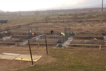 În satul Brăiești din Cornu Luncii a început construcția unei noi săli de sport