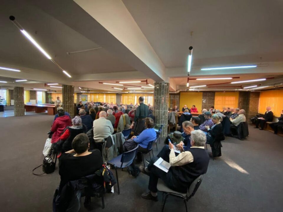 Asigurarea curățeniei și ridicarea gunoiului menajer, discutate la ultima ședință cu asociațiile de proprietari