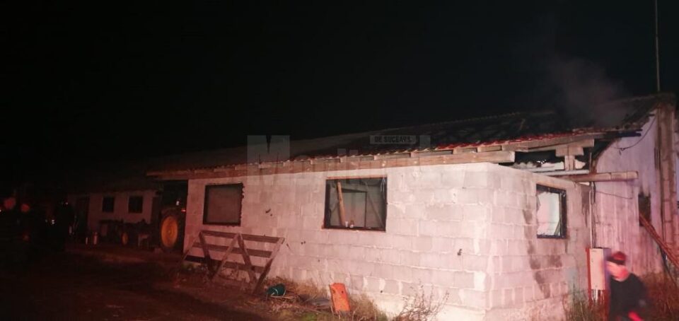 Bărbat mort într-un incendiu după ce a verificat cu flacără deschisă o butelie