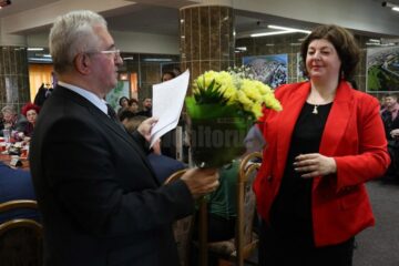 465 de premii financiare consistente au fost oferite de Primăria Suceava elevilor și profesorilor