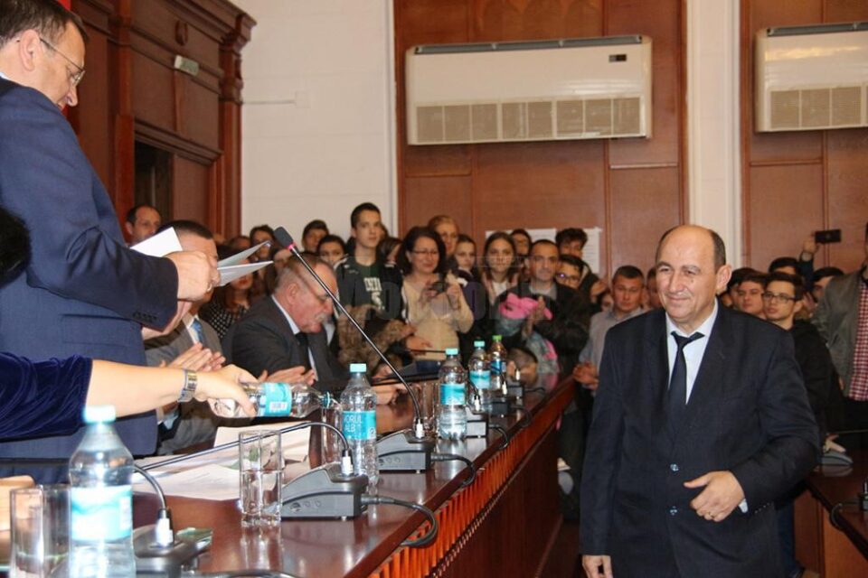 Elevii olimpici și profesorii lor au fost premiați de Consiliul Județean Suceava cu peste 25.000 de euro