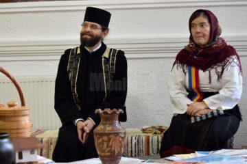 „Șezătoare, punte între generații”
