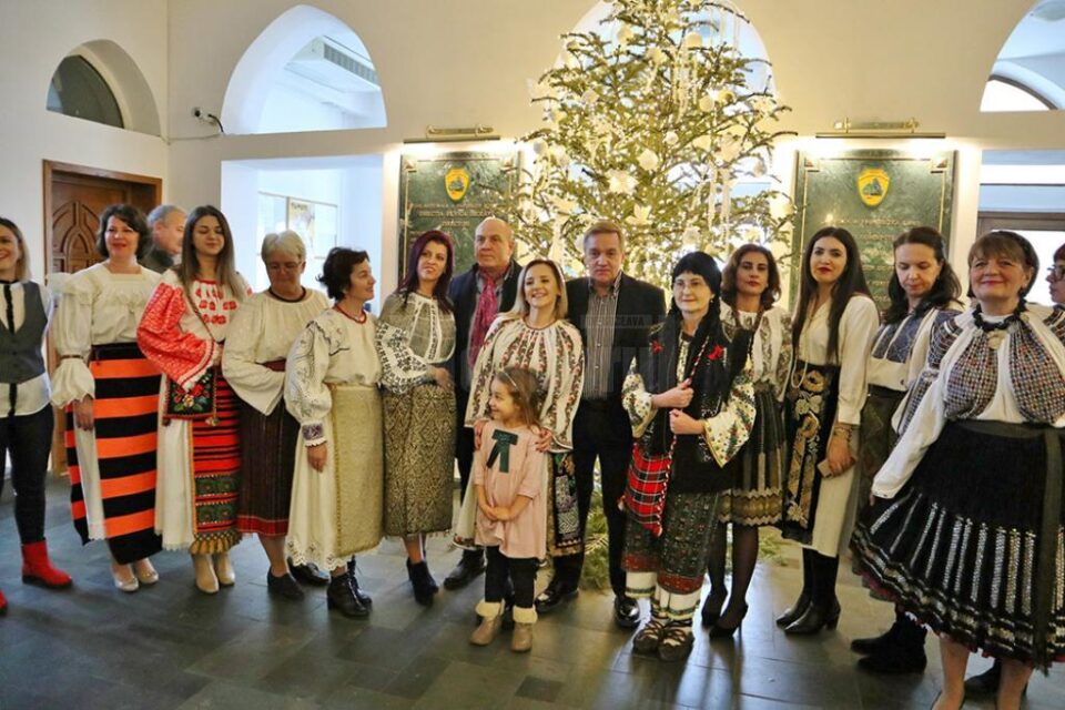 Direcția Silvică Suceava, colindată de angajați și de copiii acestora