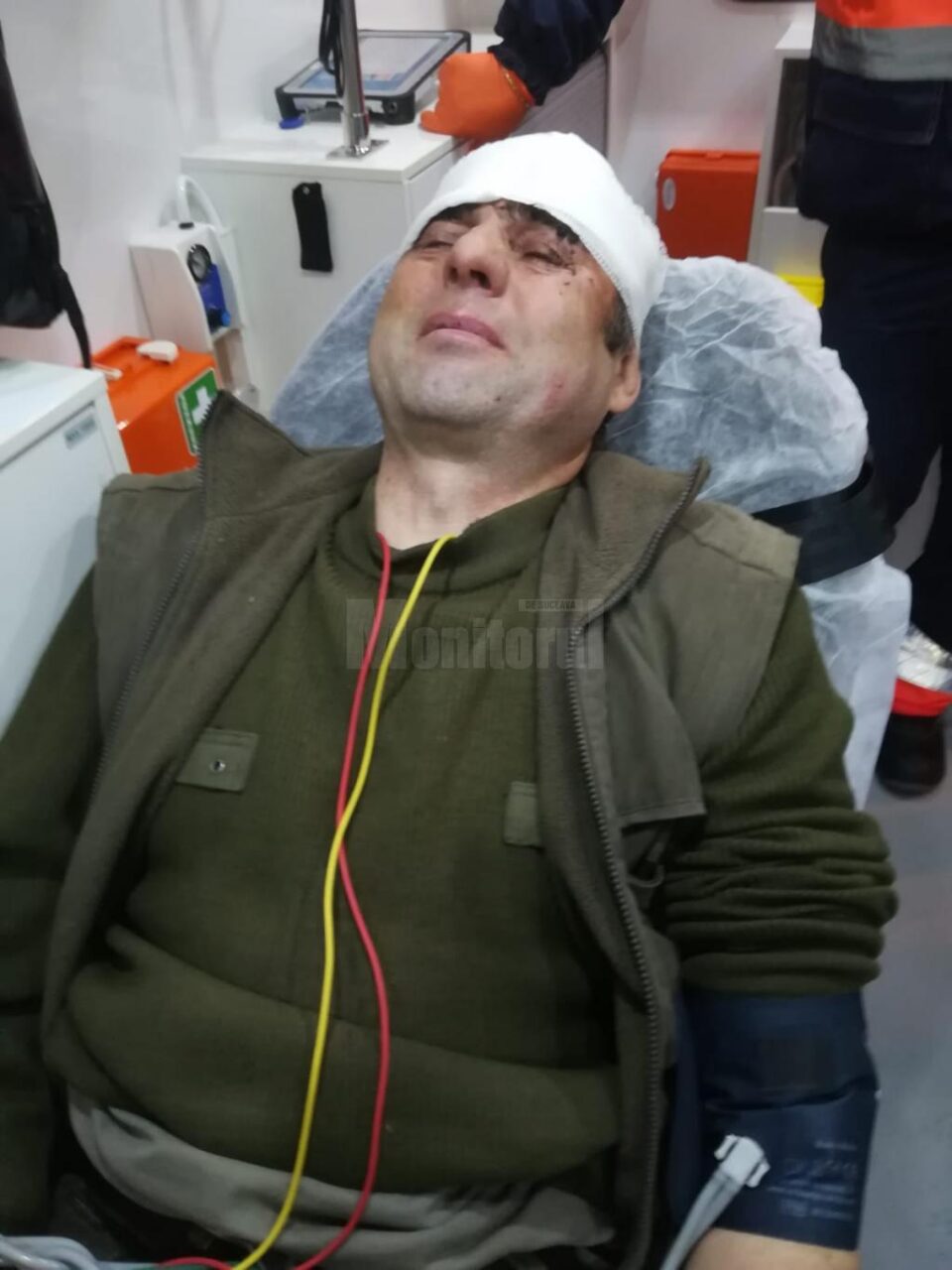 Paznicul de vanatoare Ilie Drob a ajuns la spital cu un traumatism cranio cerebral puternic Paznicul de vanatoare Ilie Drob a ajuns la spital cu un traumatism cranio cerebral puternic