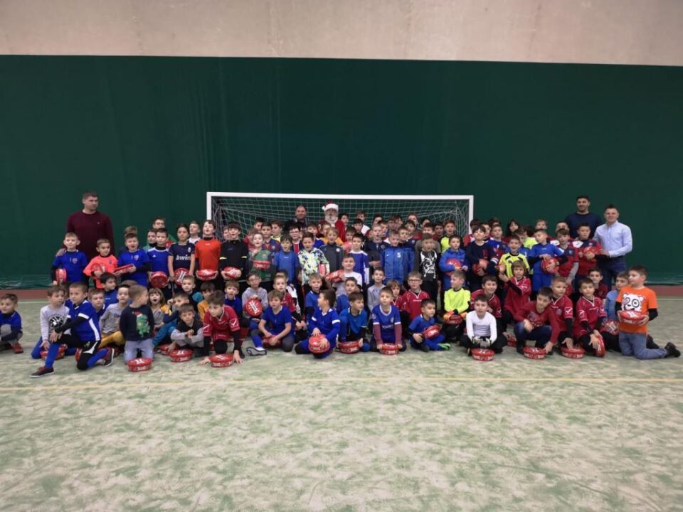 La final, copiii s-au fotografiat împreună cu Moș Crăciun