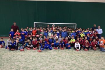 La final, copiii s-au fotografiat împreună cu Moș Crăciun