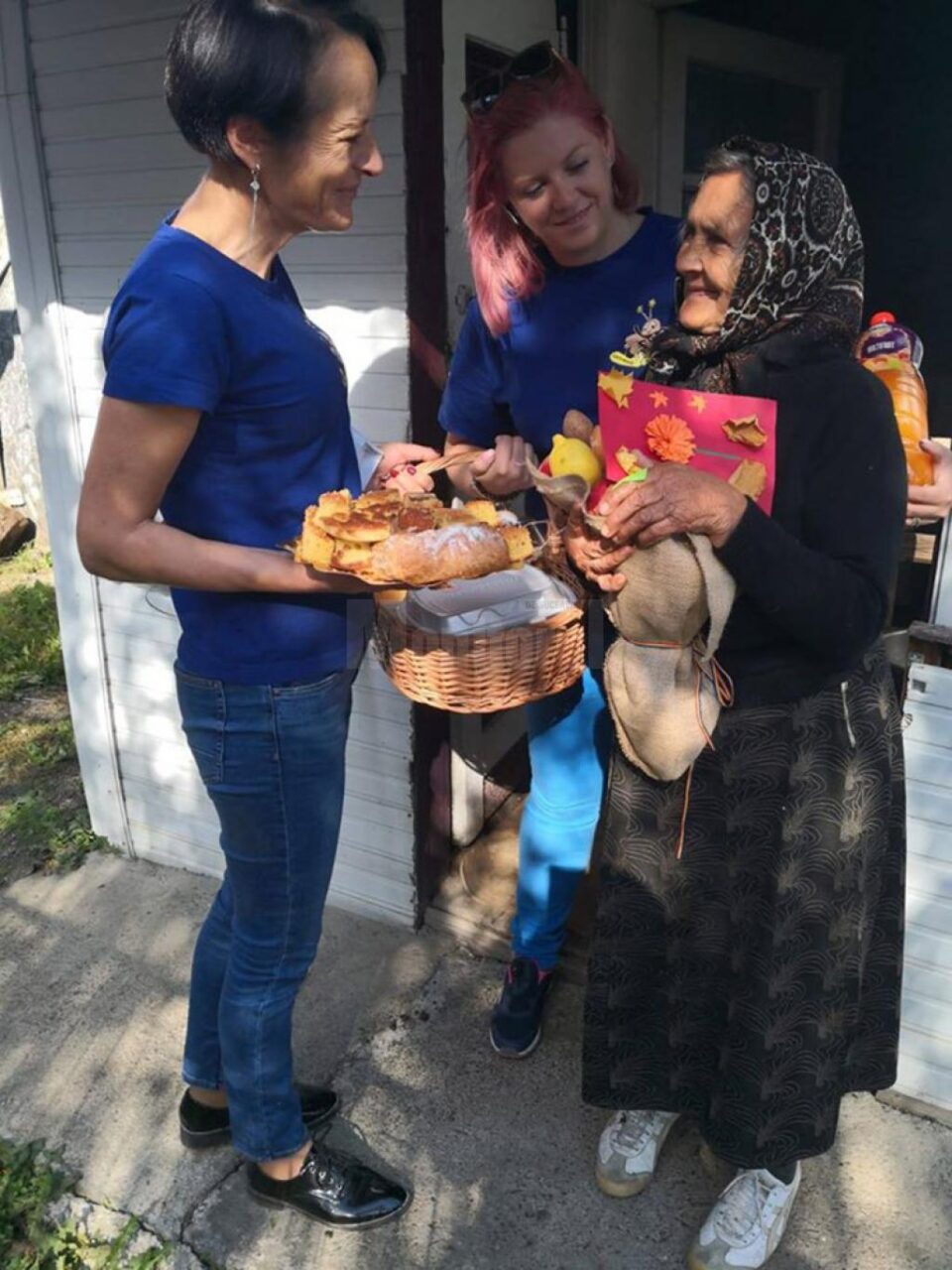 Nicoleta Bogoș, dăscălița care a creat asociația donatorilor de zâmbete, de lumină și de visuri împlinite