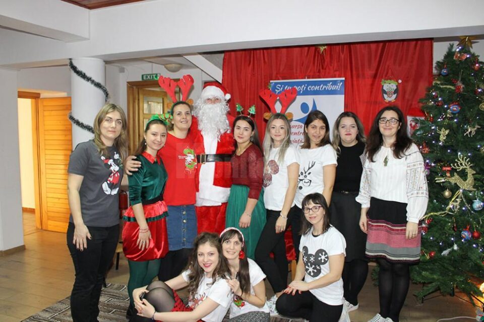 Campania „Povești de Crăciun”, organizată de Asociația „Bursa pentru viață”