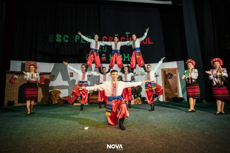 Spectacol caritabil, pus în scenă de elevi ai Colegiului Național de Informatică „Spiru Haret” Spectacol caritabil, pus în scenă de elevi ai Colegiului Național de Informatică „Spiru Haret”