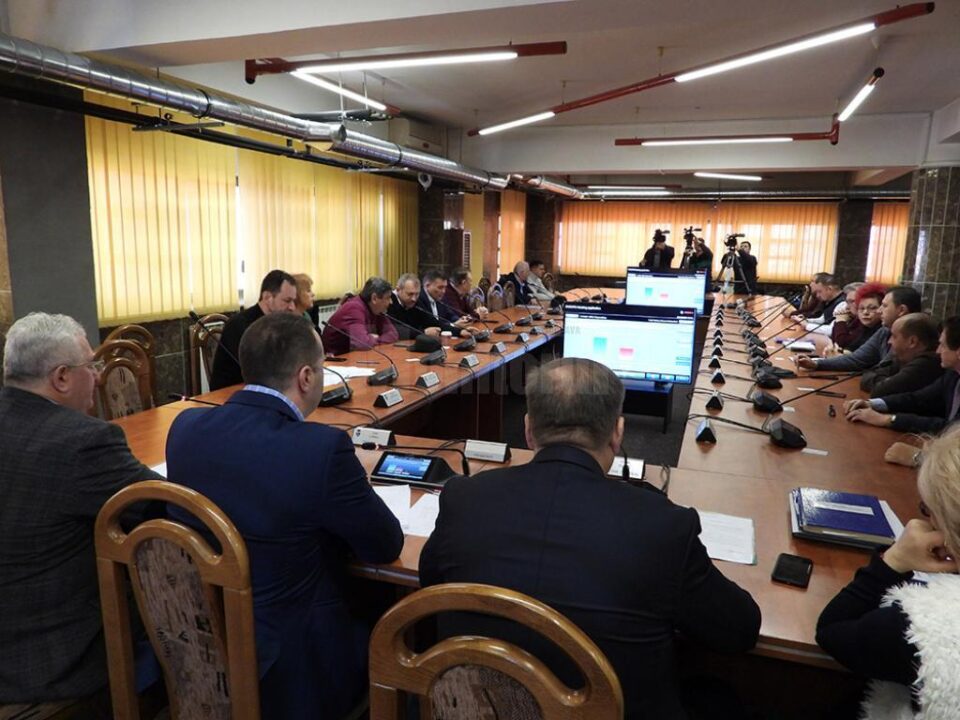 Majorarea prețului de transport, distribuție și furnizare a energiei termice cu 15% a fost aprobată în ultima ședință de Consiliu Local din 2019