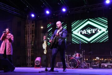 Aproape 10.000 de oameni au sărbătorit Revelionul 2020 în centrul Sucevei