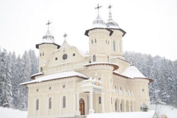 Mănăstirea Slătioara