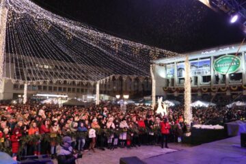 Aproape 10.000 de suceveni au fost prezenți la Revelionul organizat de Primăria Suceava
