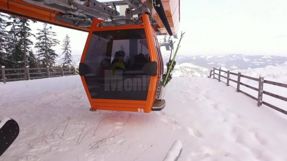 Telegondola de pe Rarău va funcționa până duminică Telegondola de pe Rarău va funcționa până duminică