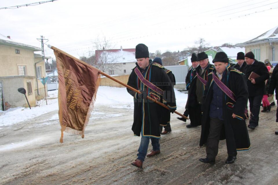 Procesiune cu pompierii civili la Bosanci, de Boboteaza