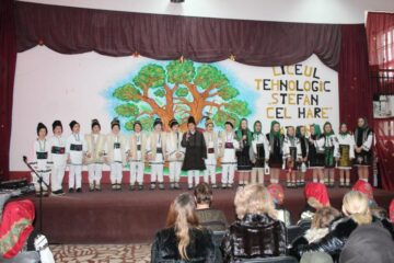 Festivalul local de datini și obiceiuri de iarnă „După datina străbună”, la Casa de Cultură din Cajvana