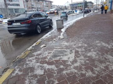 Peste 200 de tone de sare și zeci de utilaje folosite pentru deszăpezirea străzilor Sucevei, de Bobotează