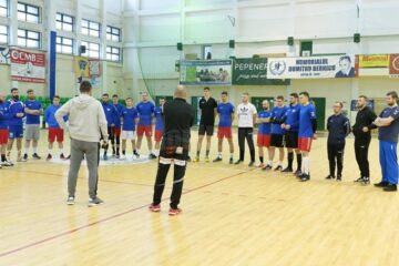 Seniorii de la CSU Suceava au revenit în sală