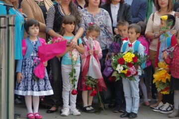 Elevii vor începe școala pe 14 septembrie Elevii vor începe școala pe 14 septembrie