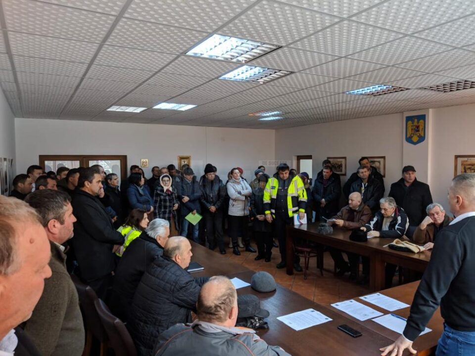Revoltă într-un sat față de romii care au comis fărădelegi, ce au culminat cu un viol odios