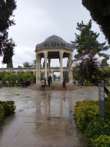 „Imperiul răului” și fața sa aproape nevăzută