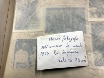 Proprietarul unui album cu fotografii, căutat de o persoană din Ungaria care a intrat în posesia pozelor