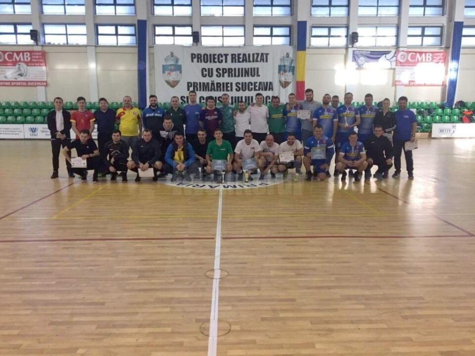 Poză de grup cu participanții la Memorialul Lilioara Grămadă