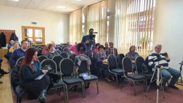 Emilian Marcu, proaspăt laureat al Academiei Române cu premiul „Ion Creangă” pentru proză, și-a lansat două cărți la Suceava