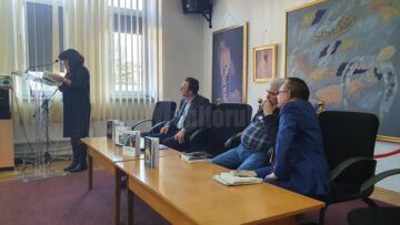 Emilian Marcu, proaspăt laureat al Academiei Române cu premiul „Ion Creangă” pentru proză, și-a lansat două cărți la Suceava