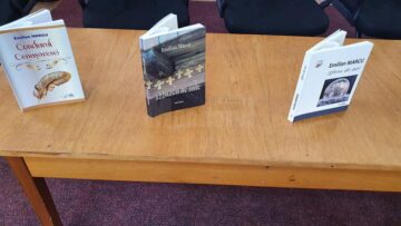 Emilian Marcu, proaspăt laureat al Academiei Române cu premiul „Ion Creangă” pentru proză, și-a lansat două cărți la Suceava