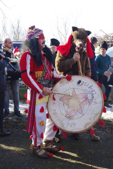 Anul Nou pe stil vechi, întâmpinat la Drăgușeni cu Festivalul Obiceiurilor de Iarnă