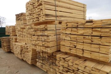 Materialul lemnos a fost confiscat