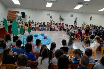 ,,Eminescu – Luceafărul poeziei românești”, la Grădinița „Prichindel”