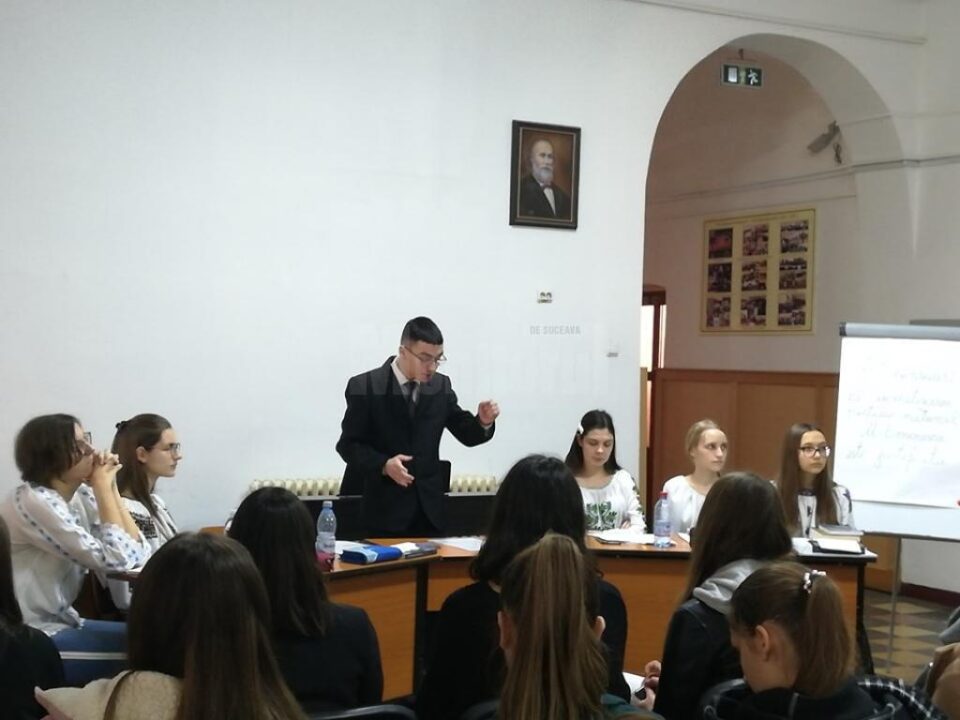 Ziua lui Mihai Eminescu și Ziua culturii naționale, sărbătorite la Colegiul Național „Eudoxiu Hurmuzachi”